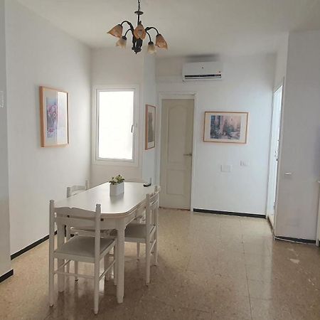 Apartment With Terrace Весіндаріо Екстер'єр фото